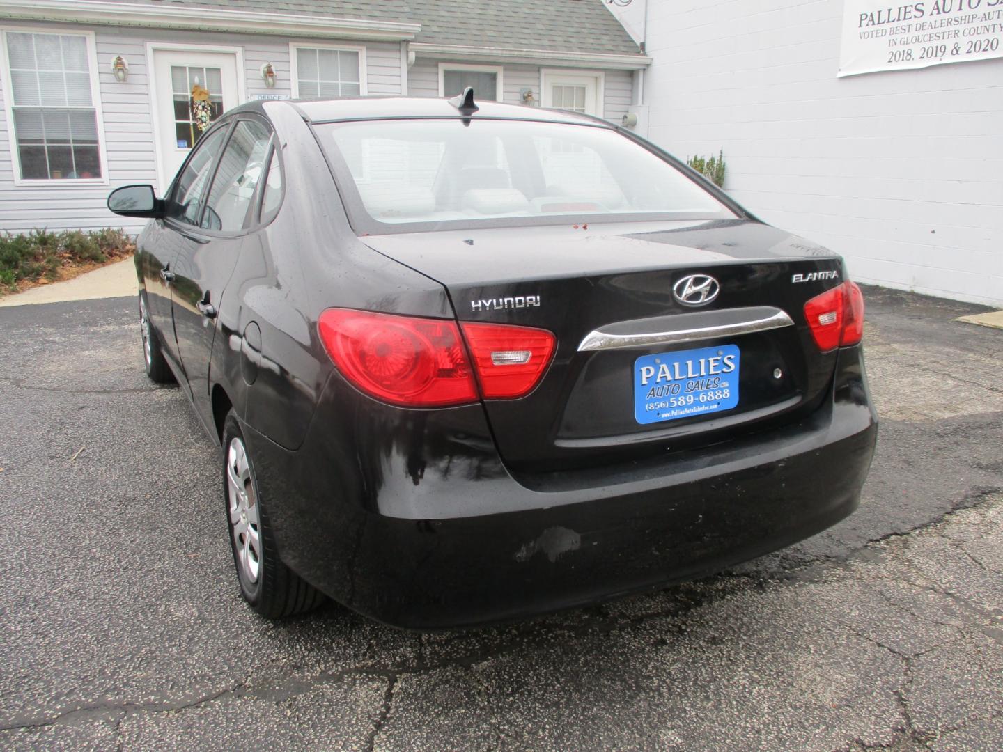 2010 BLACK Hyundai Elantra (KMHDU4AD0AU) with an 2.0L L4 DOHC 16V engine, AUTOMATIC transmission, located at 540a Delsea Drive, Sewell, NJ, 08080, (856) 589-6888, 39.752560, -75.111206 - Photo#3